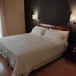 Puerta De España 3*