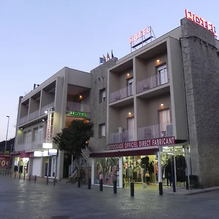 西班牙之门酒店 酒店