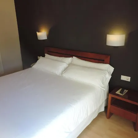 西班牙之门酒店 酒店 拉洪克拉